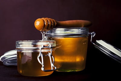 Honey for oily hair